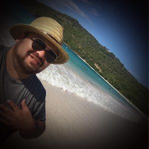 Meet your Posher, Ernesto